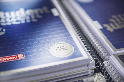 Collegeblock Premium Student A4 liniert, mit Randlinie innen Deckblatt: blau-metallic